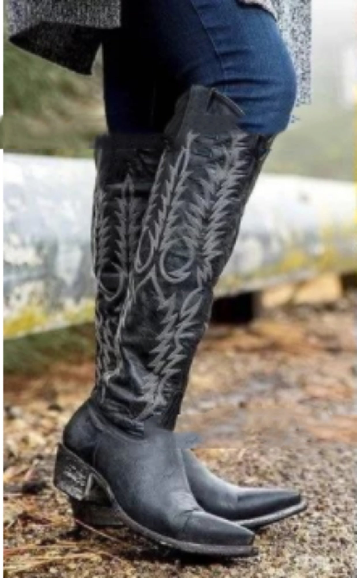 Women's Mid Heel Knee-high Boots Embroidery Vintage