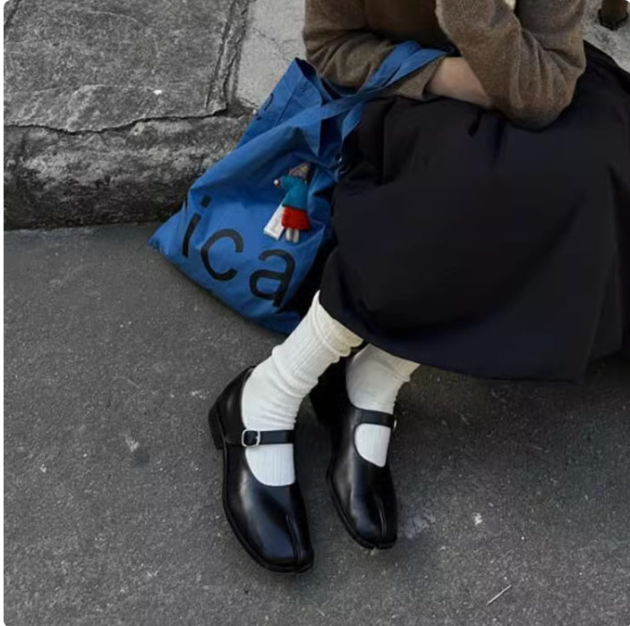 Cowhide French Retro Split-toe Shoes