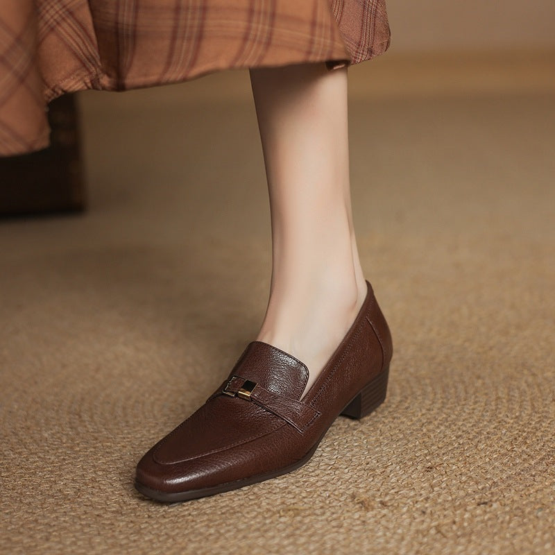 Women's Simple Retro Round Toe Sheepskin Chunky Heel Pumps