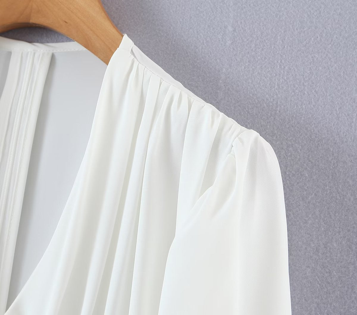 Autumn V neck Tight Waist Pleated Decorative Poplin Shirt Women