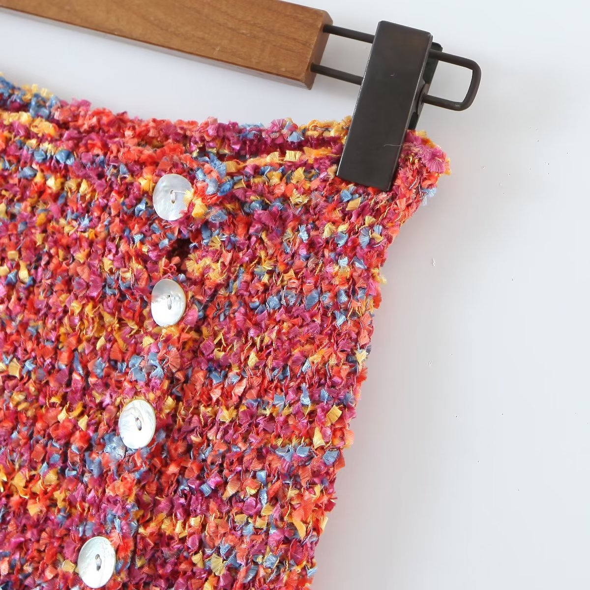 Suéter corto sexy de una sola botonadura con cuello en V y manga larga para mujer