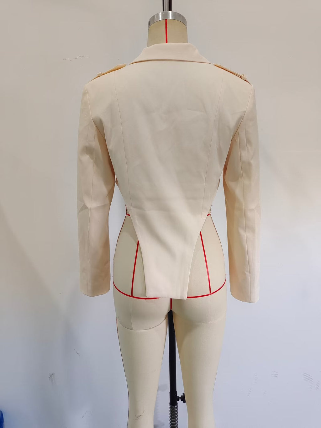 Blazer corto con cuello y patchwork adelgazante para mujer de otoño