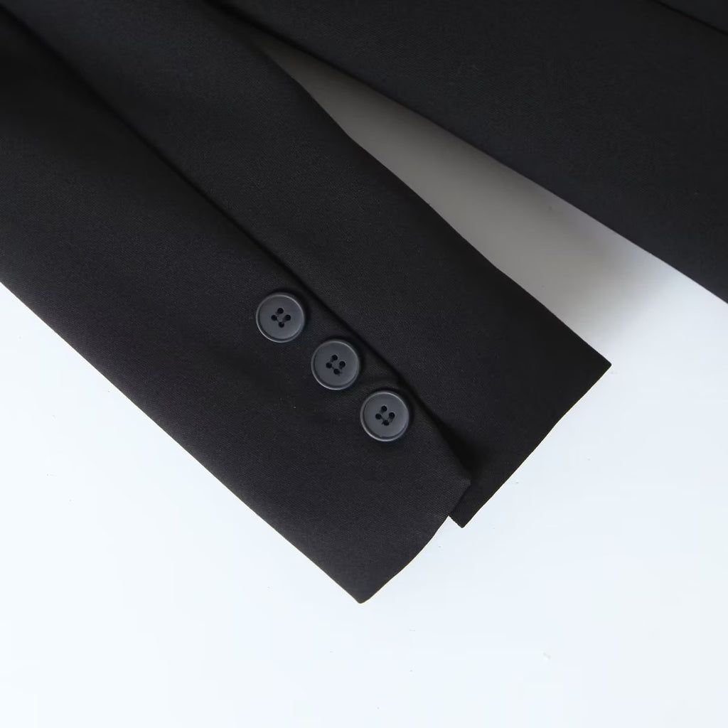 Blazer droit mi-long pour femme, taille S, style automne. Col à fermoir métallique.