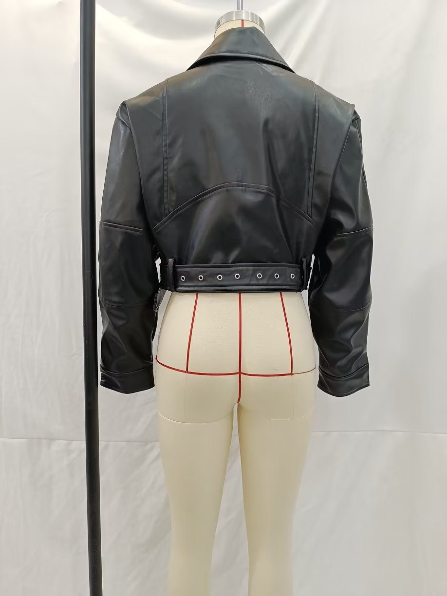 Chaqueta de cuero negra con cremallera y adorno para mujer, abrigo de cuero para motocicleta, primavera