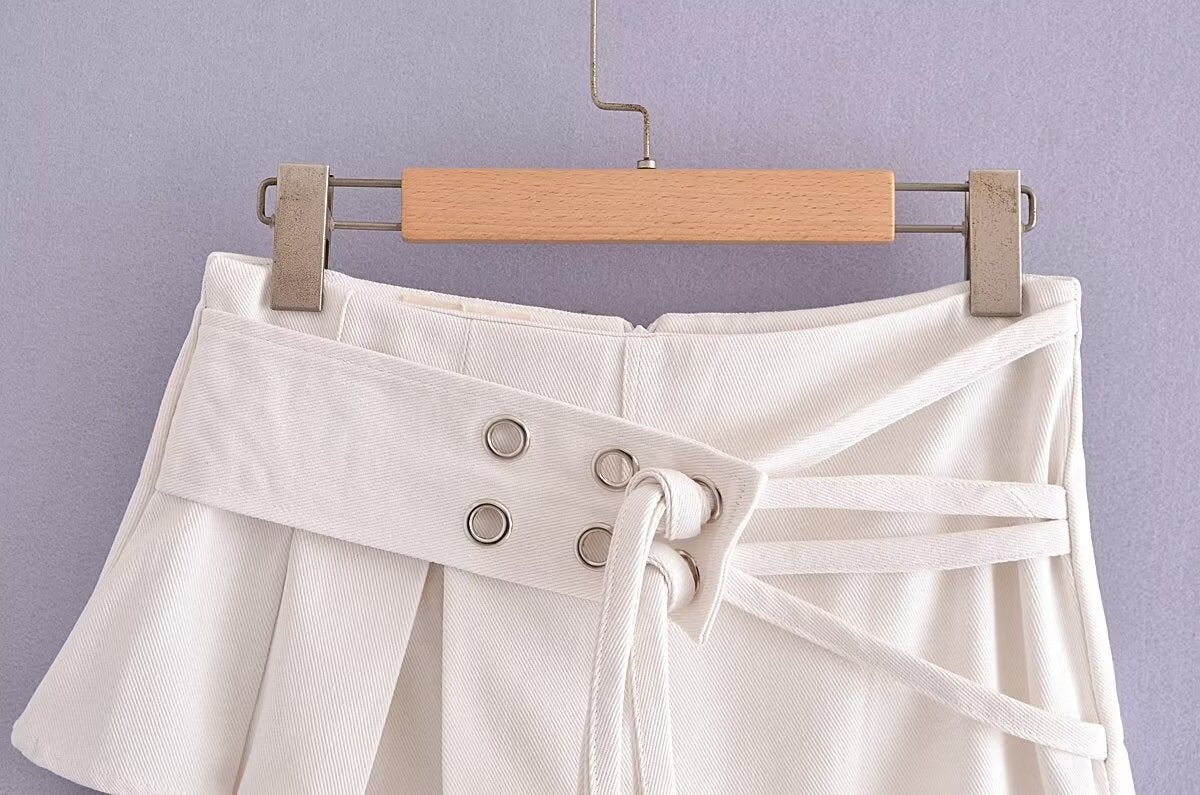 Girl's Sexy Double Belt Love Metal Buckle Pleated Skirt Summer Pleated Anti-Exposure A- line Skirt