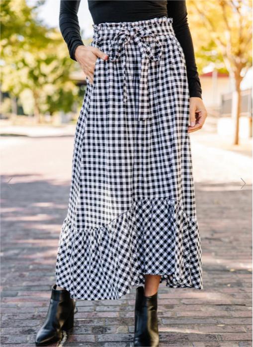 Falda holgada informal de cintura alta con cordones, bolsillos, costuras a cuadros blancos y negros, longitud media, estilo swing grande