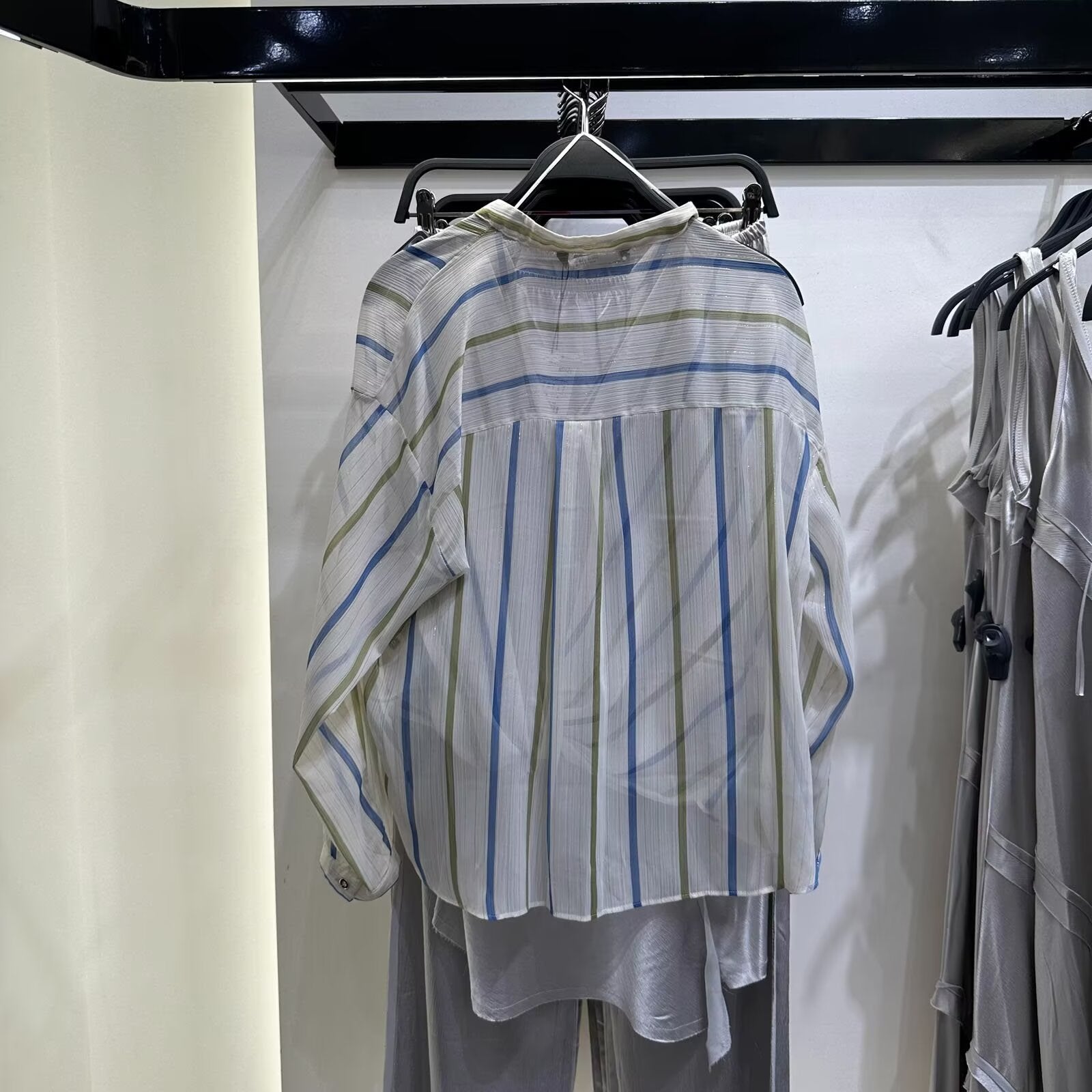 Summer Women Clothing Stylish Simple Metal Wire Striped Shirt