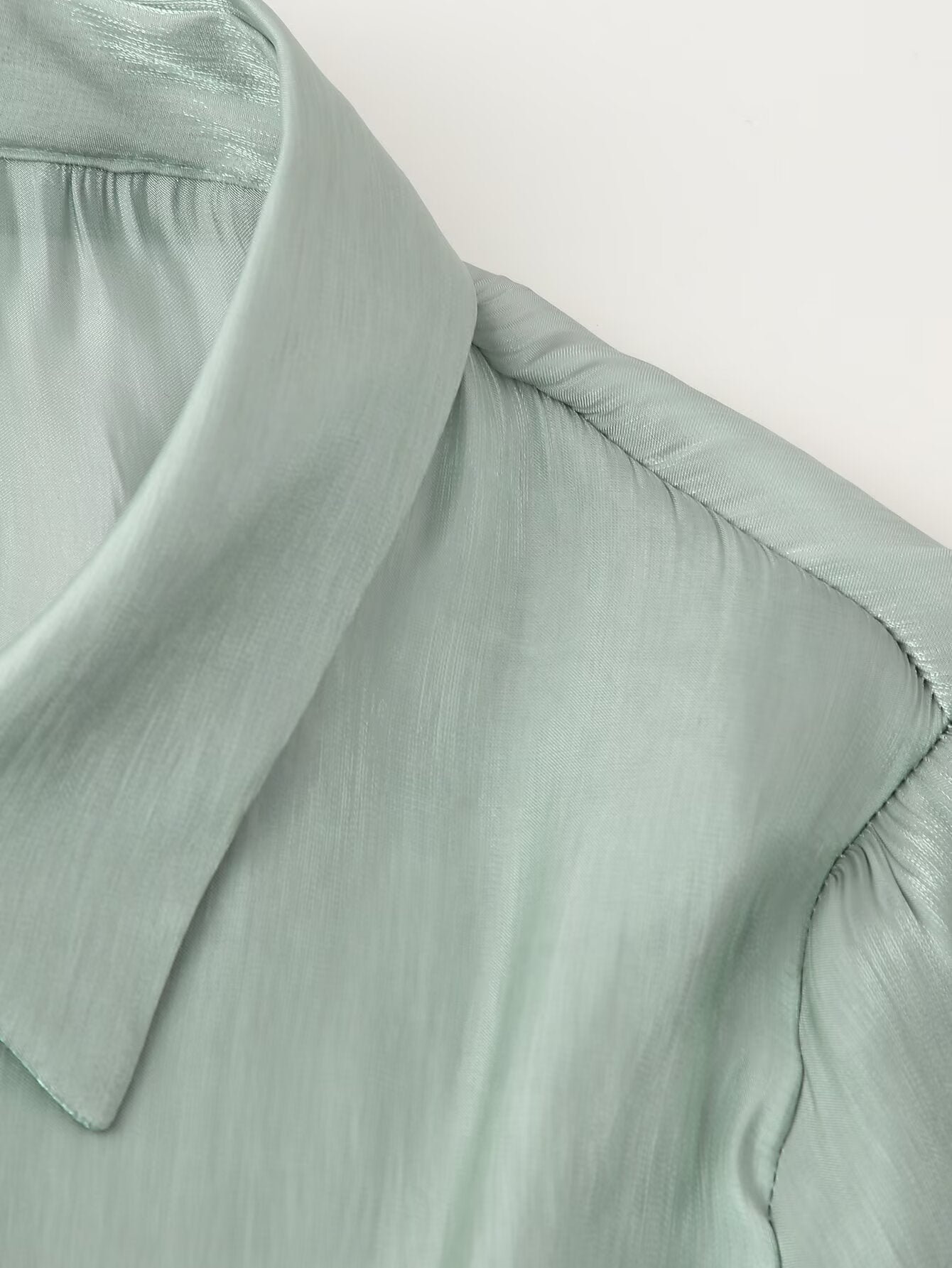 Women Bowknot Decoration Bright Effect Long Sleeve Collared Shirt