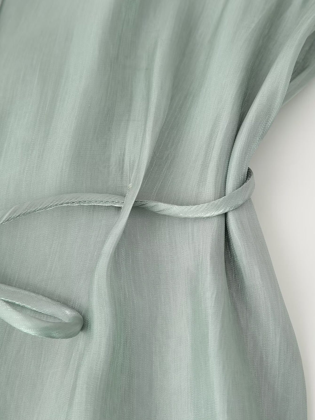 Women Bowknot Decoration Bright Effect Long Sleeve Collared Shirt