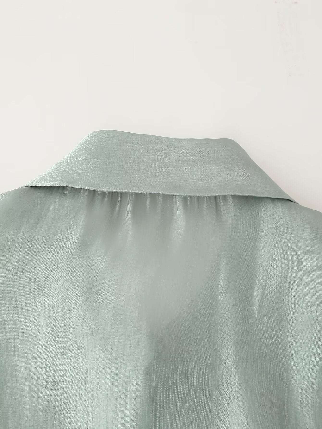 Women Bowknot Decoration Bright Effect Long Sleeve Collared Shirt