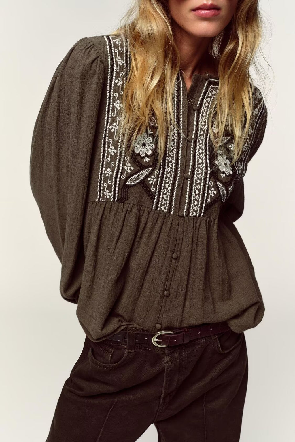 Women Clothing Autumn Artistic Ethnic Chest Embroidered round Neck Shirt