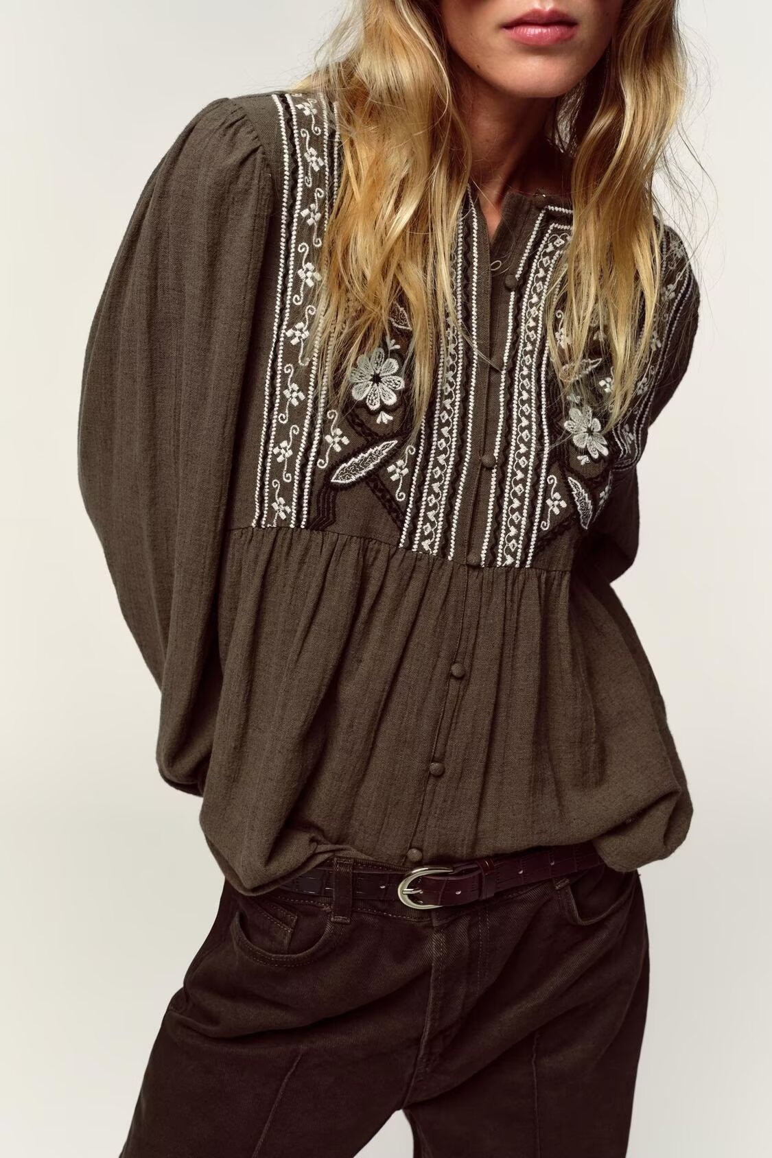 Women Clothing Autumn Artistic Ethnic Chest Embroidered round Neck Shirt