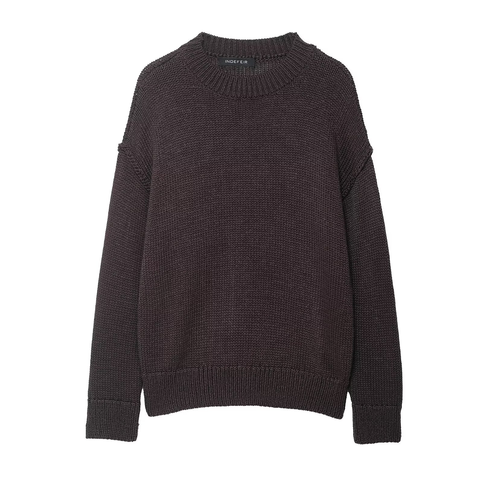 Suéter elegante con costuras decorativas para mujer