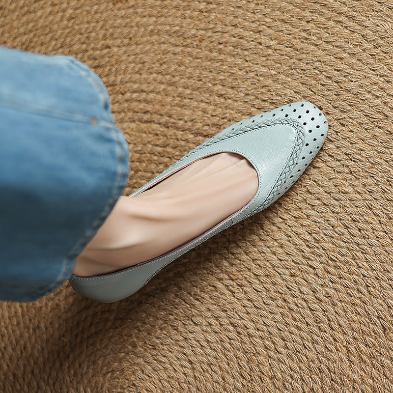 Women's Shallow Mouth Hollow-out Round Toe Mid Heel Plus Size Sandals