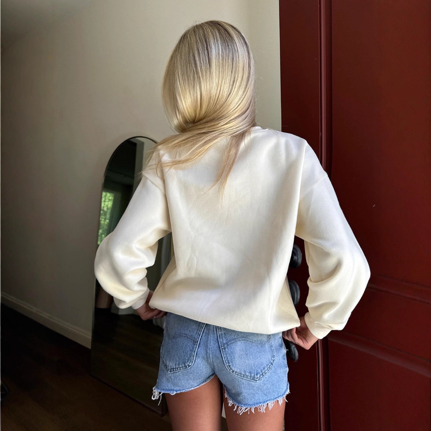 Pull décontracté à col rond, ample et doux, avec une jolie broderie et un nœud papillon, pour femme.