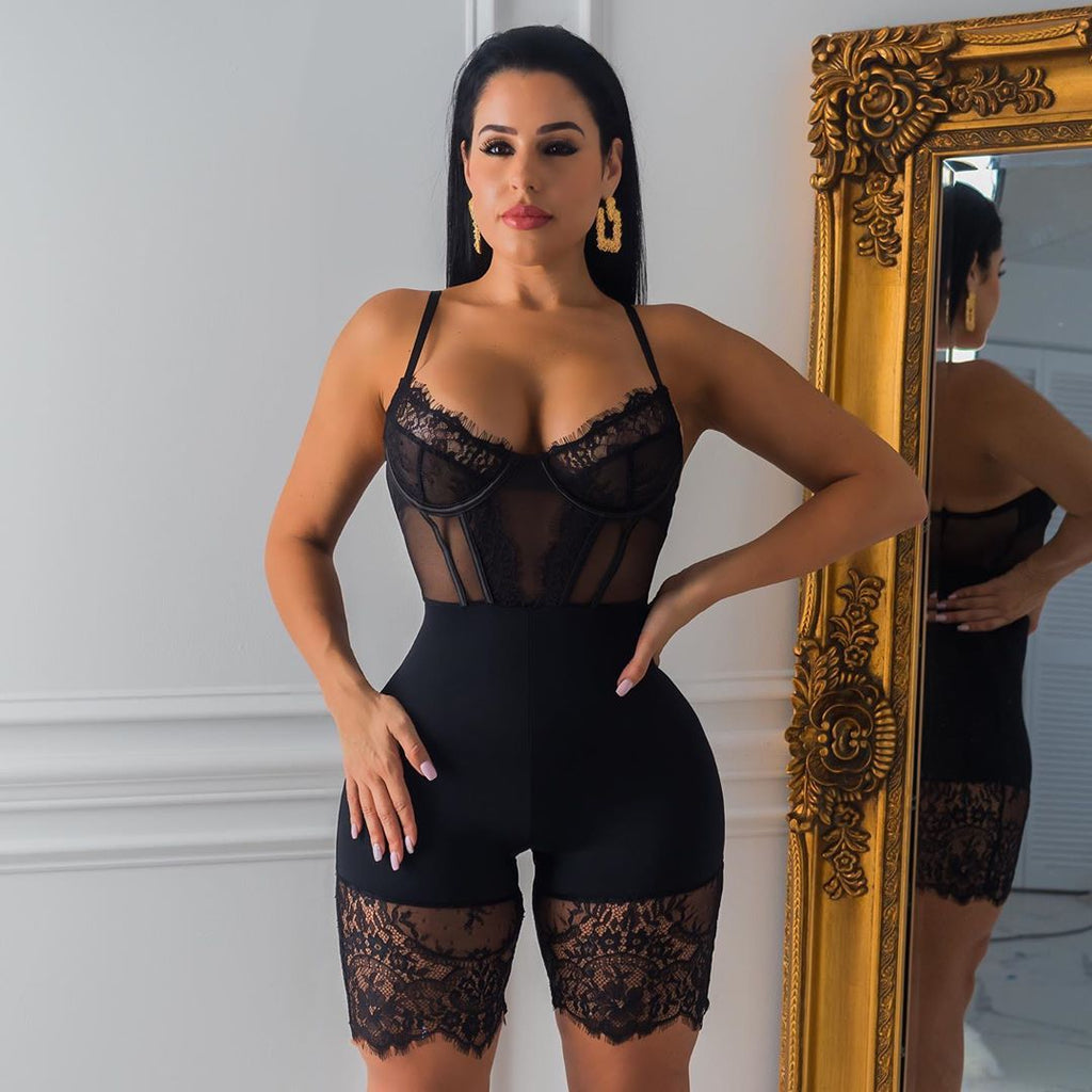 Combinaison sexy décontractée en dentelle avec corset et soutien cartilagineux