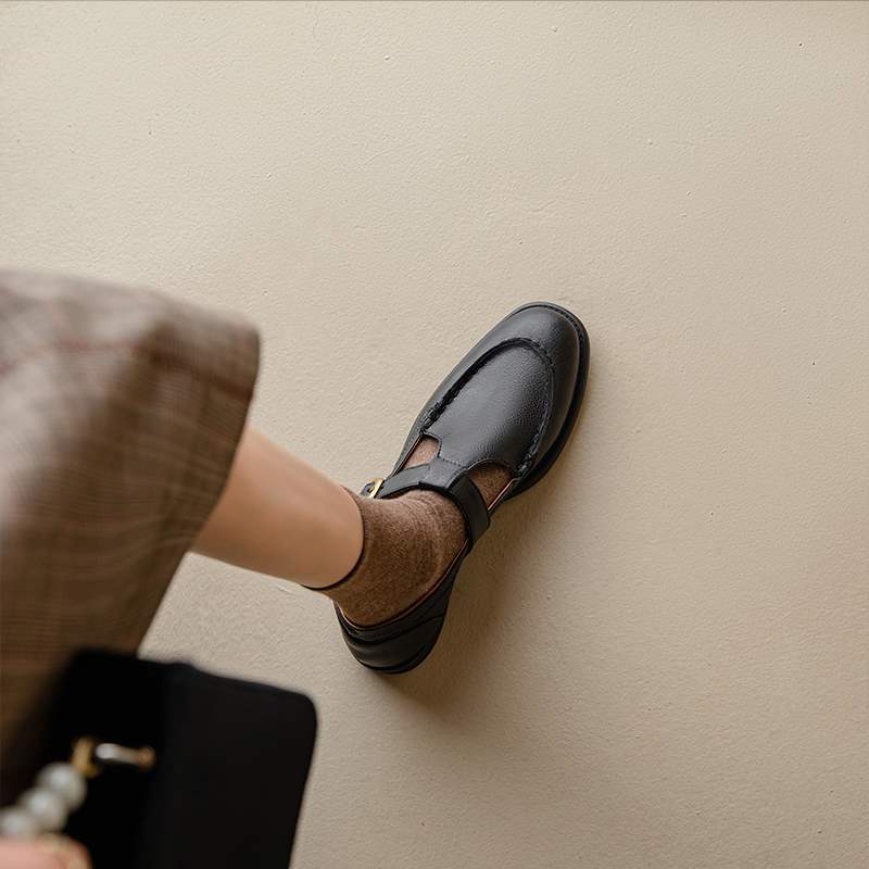 Women's Fashion Retro Leather Mary Jane Shoes