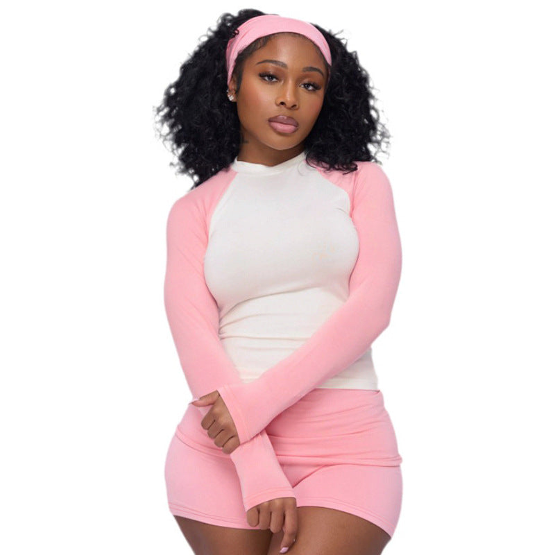 Ensemble deux pièces décontracté sport basique à manches longues et short taille haute, couleurs contrastées.