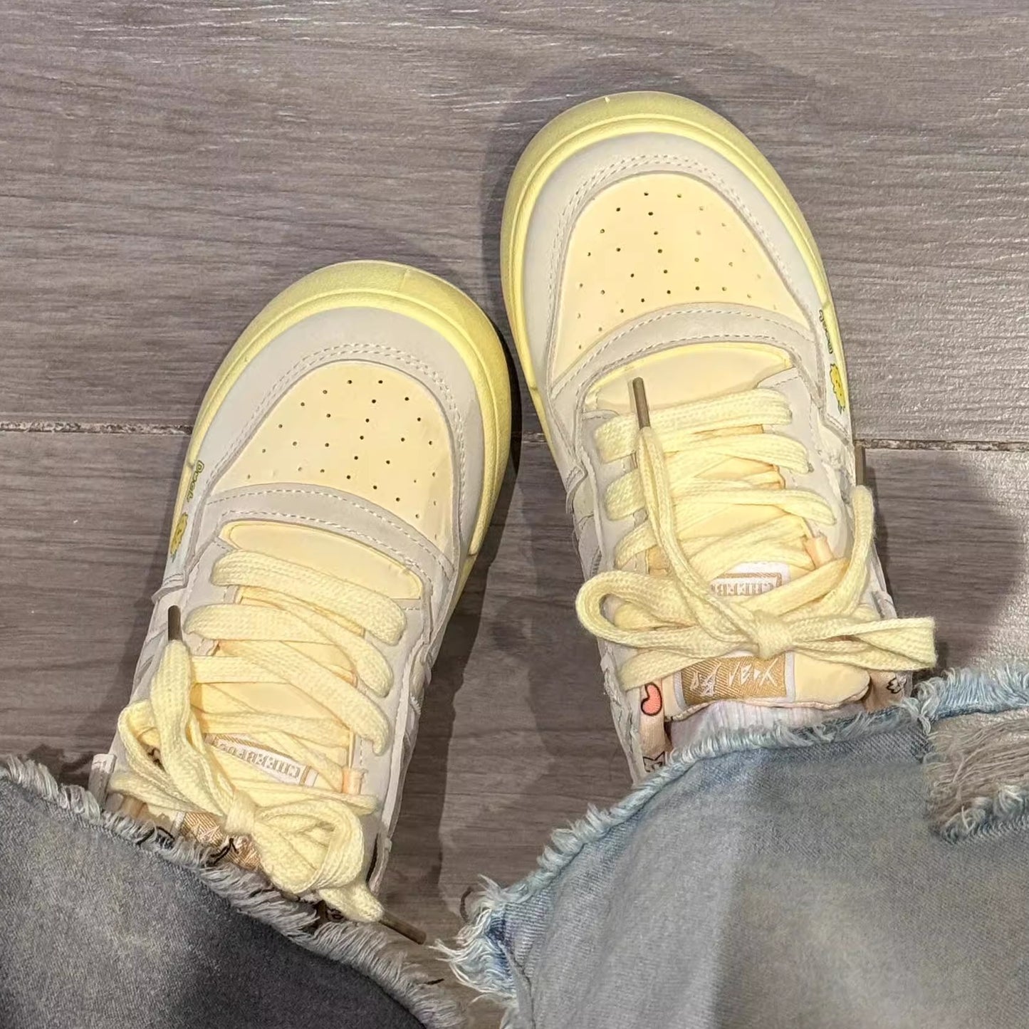 Custard Bun Graffiti Board Shoes Is Quite Cute