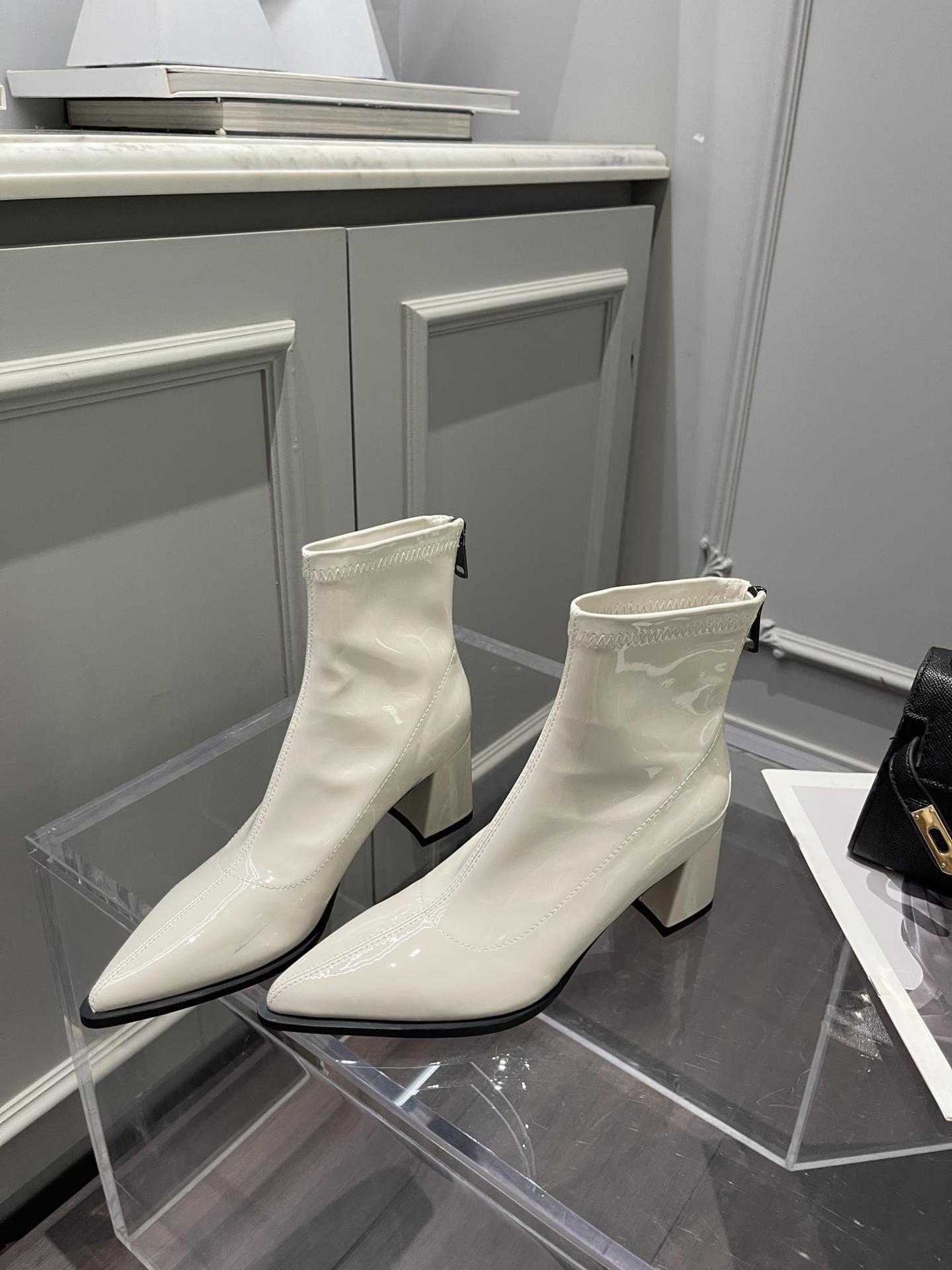 British Style Pointed Personality Fashion Chunky Heel High Heel Booties Women