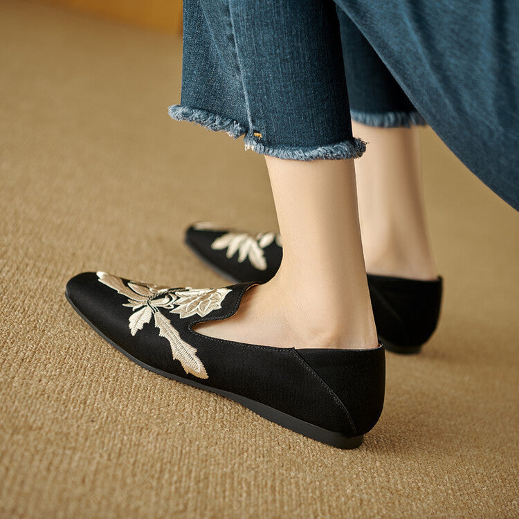 Embroidery Low-cut Flat Pumps Women's Soft Bottom